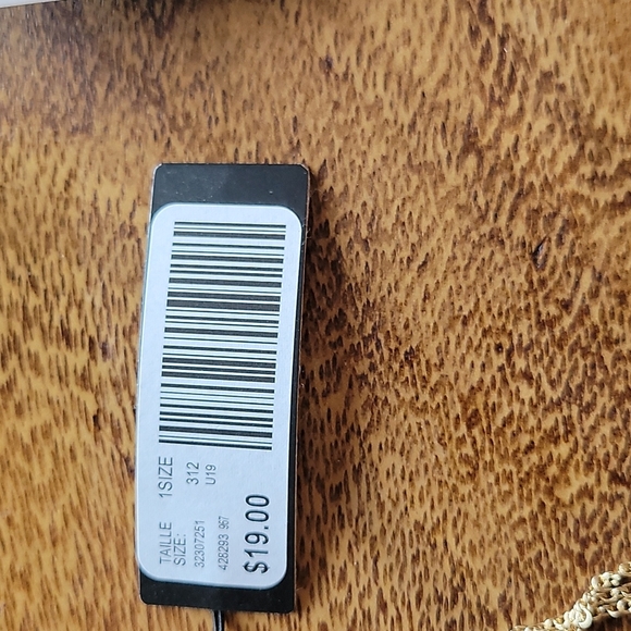 RW & Co Earrings and necklace set - Picture 4 of 4